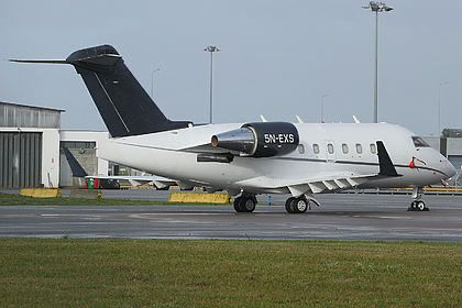 Bombardier Challenger 604 business jet